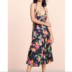FARM Rio
Cashew Midi Dress Color: Black/Multi